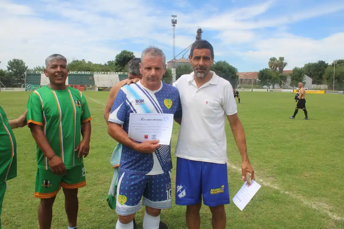 Fútbol por un Juguete