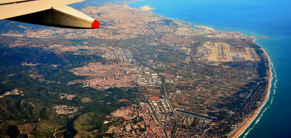 Historic Casa Gomis acquisition complicates El Prat expansion