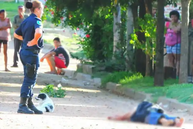 Un joven de 25 años fue asesinado de un puntazo en el tórax en Federación