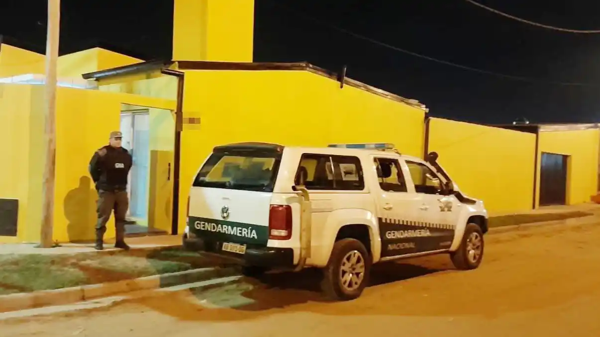 Incautaron drogas y un arma de fuego en allanamiento en Concordia y Chajarí