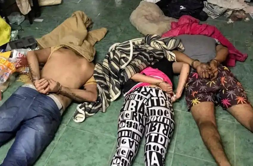 Alertados por vecinos, entraron a una casa y encontraron armas y drogas