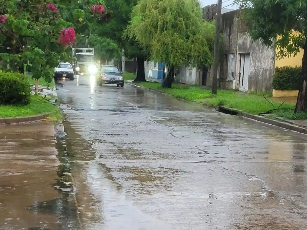 En la ciudad cayeron 28 milímetros desde el lunes. Gobernador Castro fue el registro más alto: 44 mm.