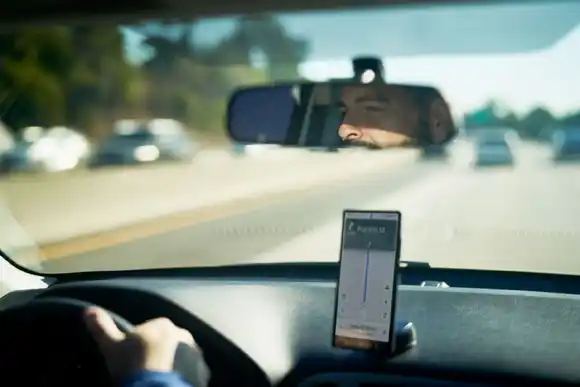 Se anunció que Uber comenzó a funcionar en Concordia con autos y motos