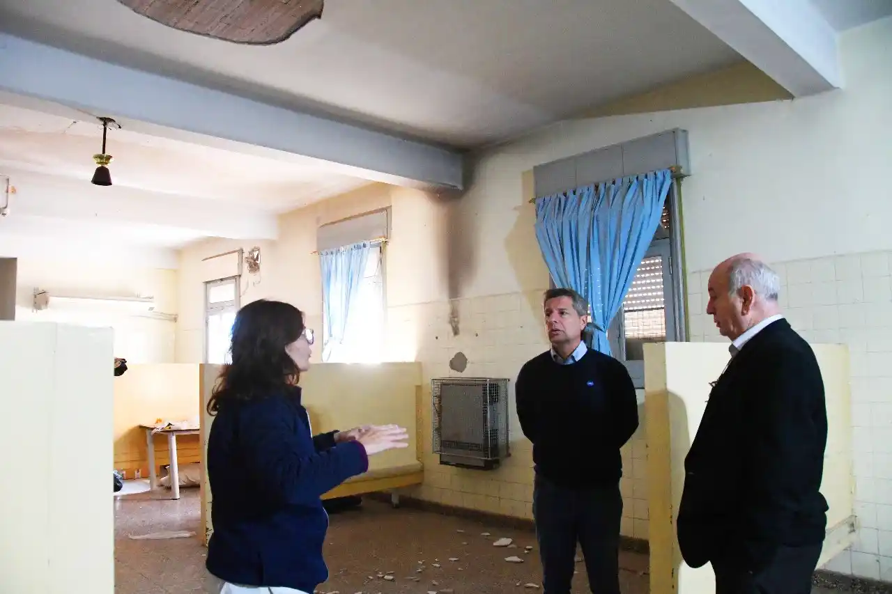 Bernarte recorrió el Cottolengo Don Orione y se comprometió a trabajar en conjunto para recuperar las instalaciones