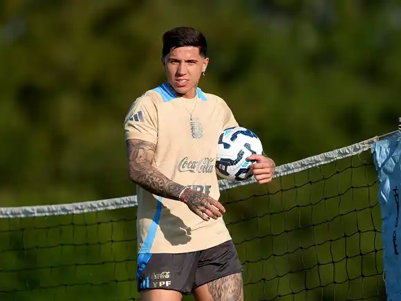 Baja sensible para Scaloni: Enzo Fernández se lesionó y no estará ante Puerto Rico