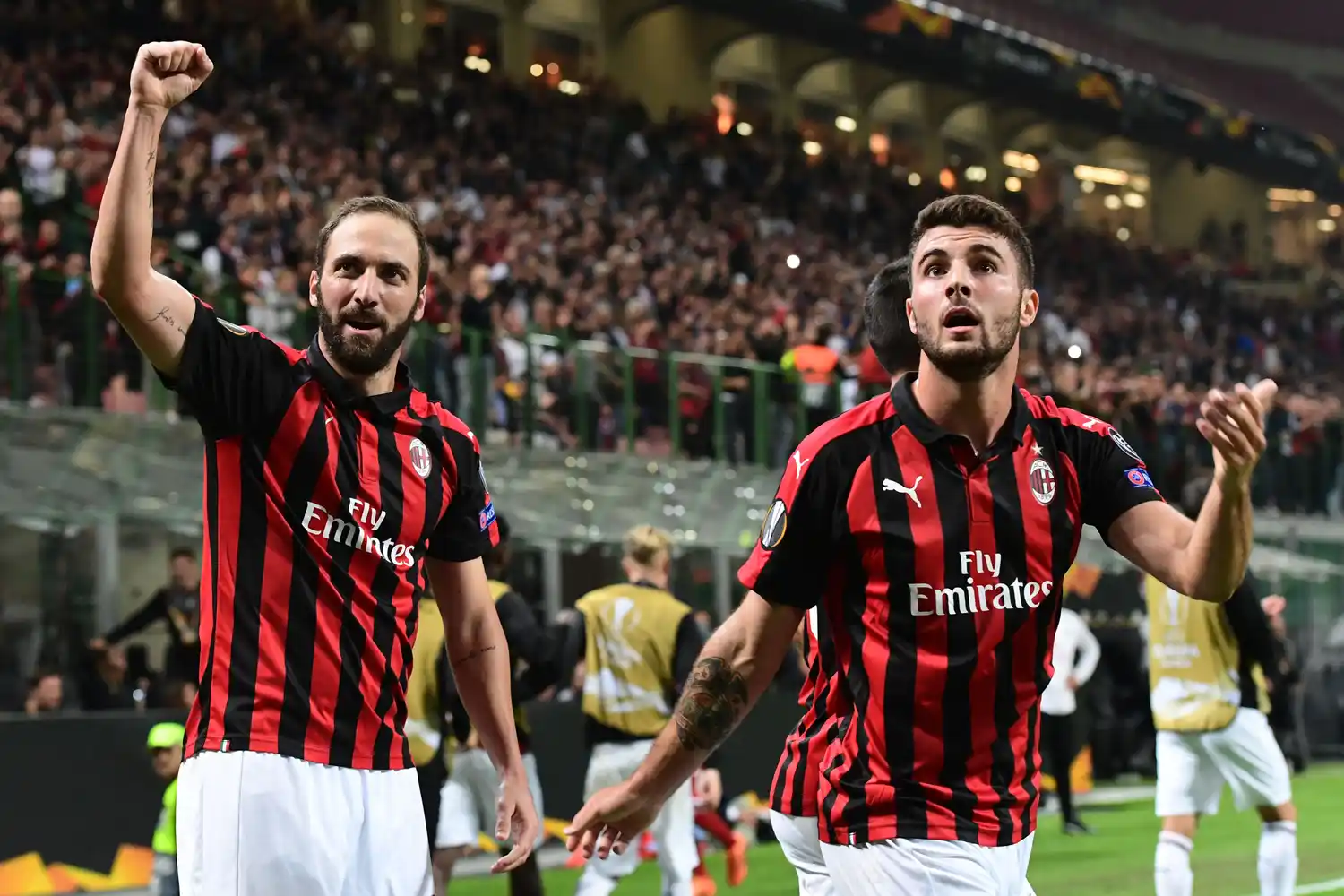 Un gol de Higuaín en la victoria de Milan