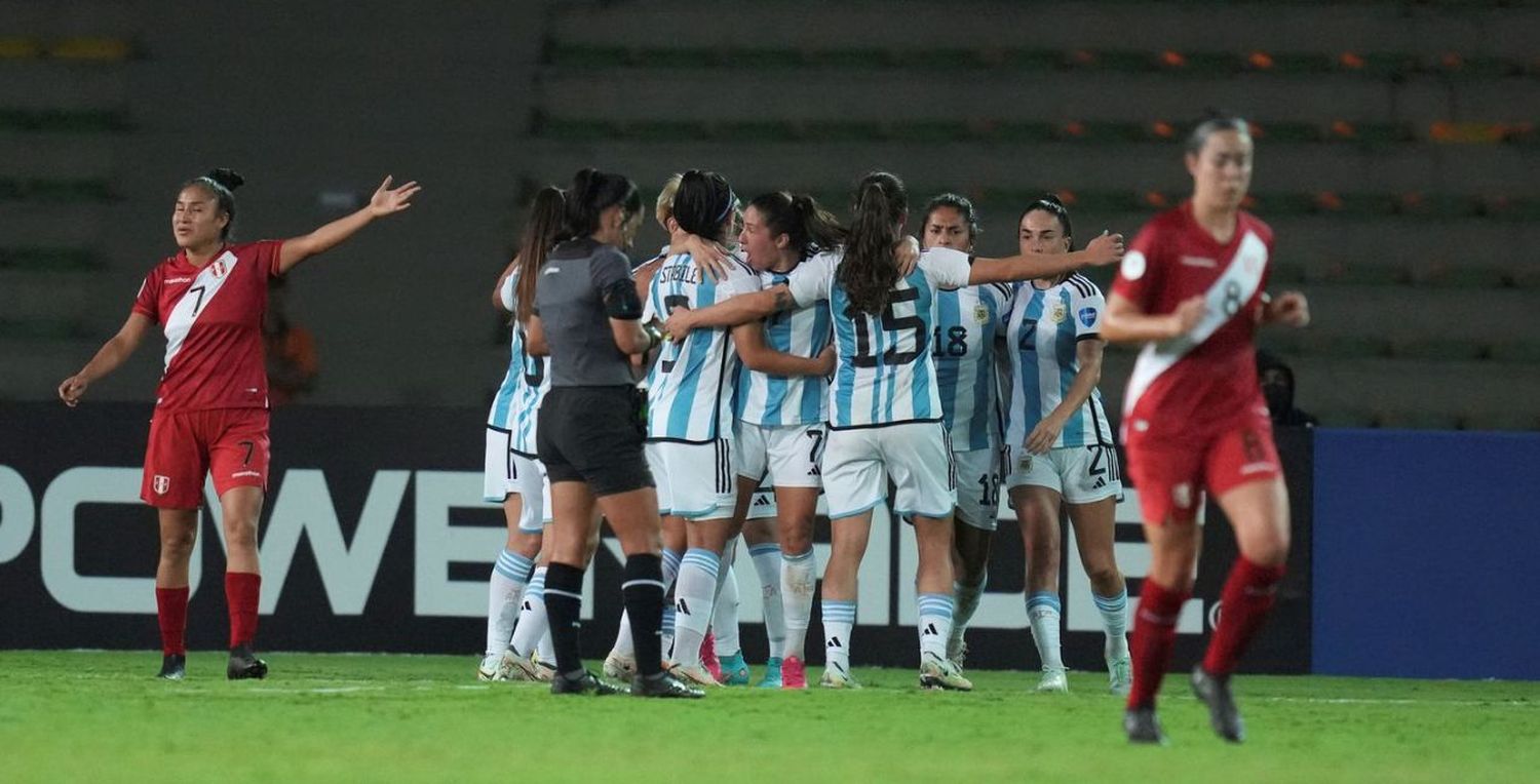 Copa América Femenina: Argentina goleó 4-0 a Perú