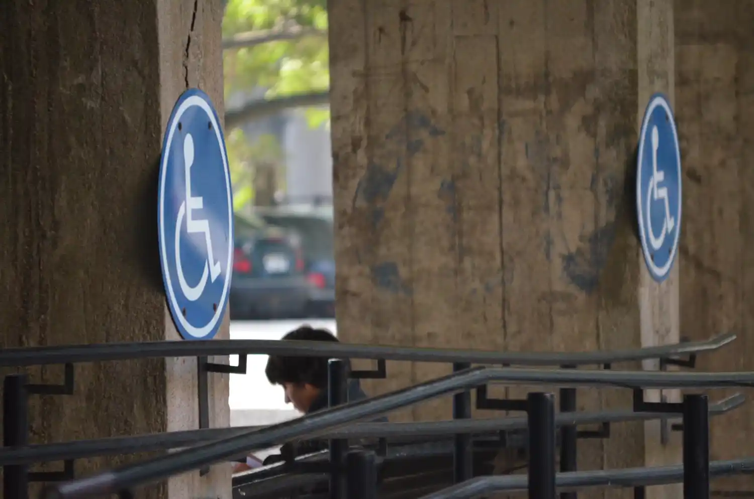 Licitarán obras del plan de accesibilidad a establecimientos educativos