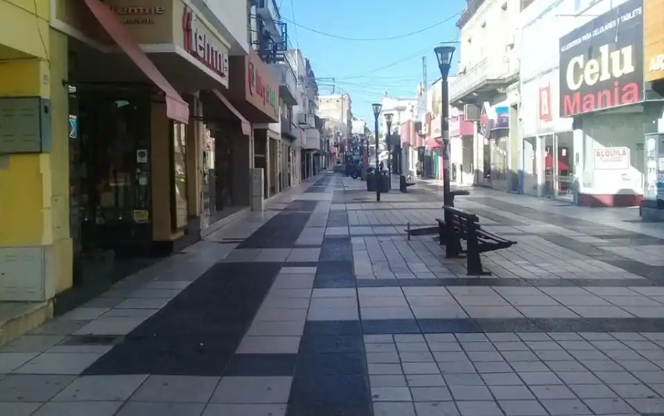 Las ventas minoristas cayeron más de un 50% en mayo