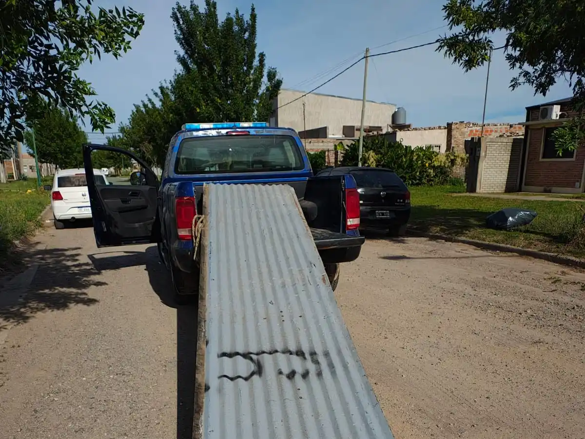 Los vieron desde el CeMU: detuvieron a dos personas que "compraron" dos chapas que serían robadas