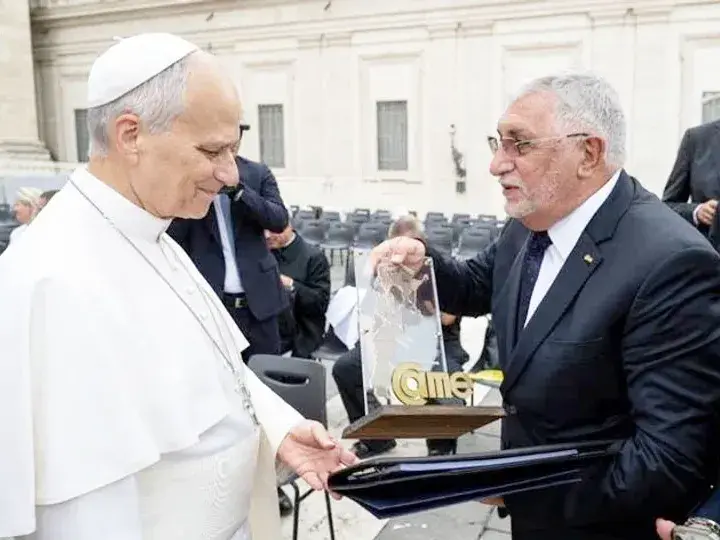 El Presidente de CAME visitó al papa León XIV y le informó sobre la situación de las pymes