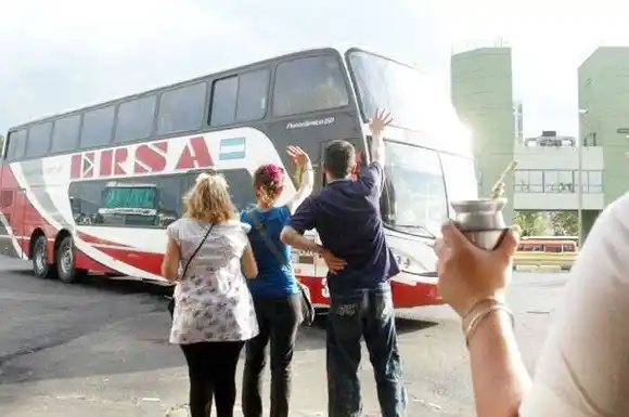 Los viajes de egresados dependerán de la  autorización provincial