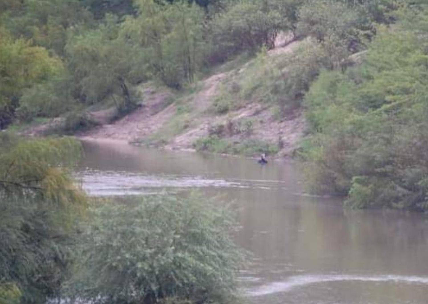 Encontraron sin vida a los hermanitos que eran buscados en el arroyo de La Picada