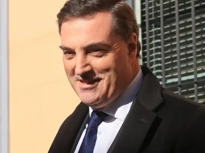 Mario Baudry.