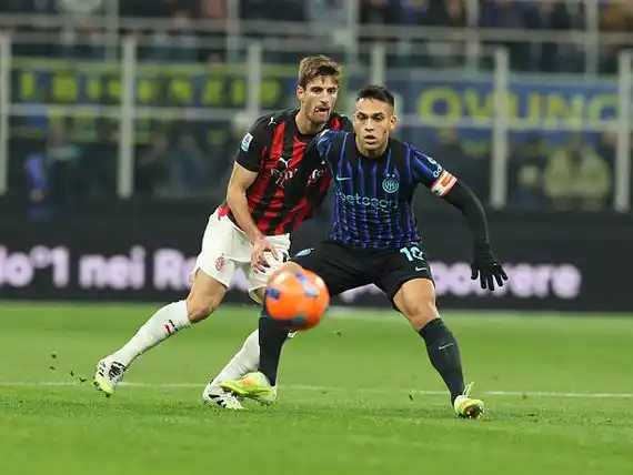 Milan se llevó el clásico