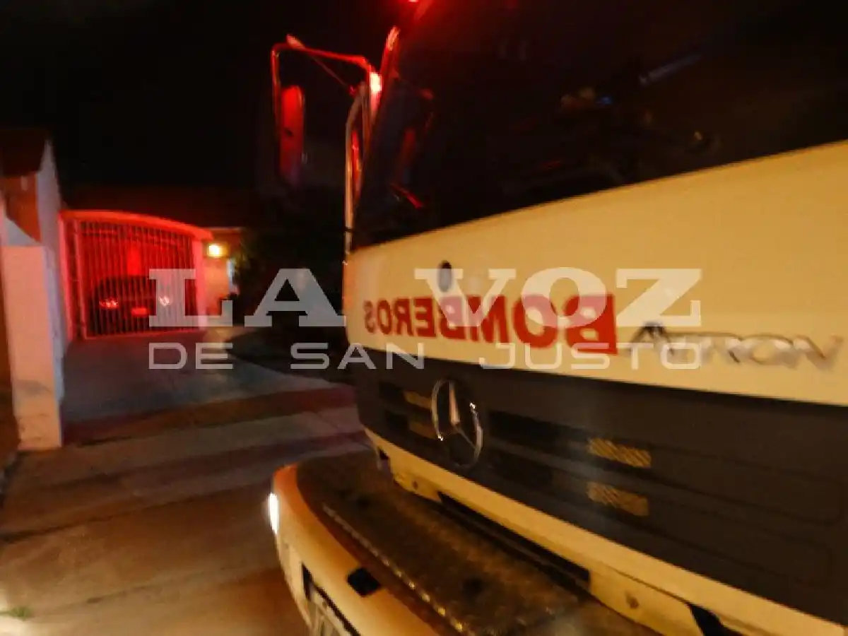 Incendio en vivienda de barrio Roca: solo daños materiales