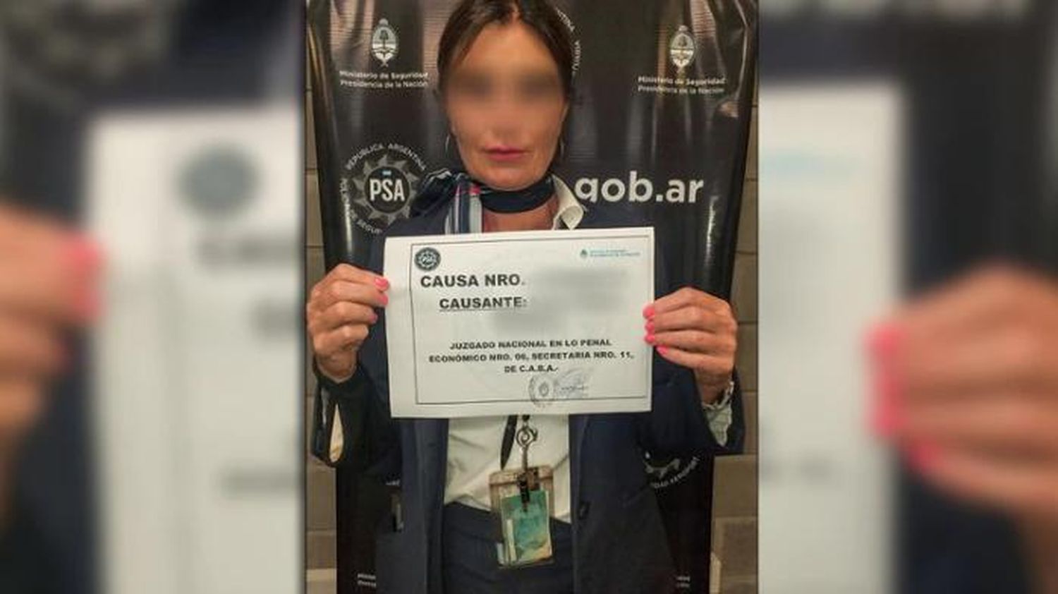 Ezeiza: Detuvieron a una azafata que viajaba con dos kilogramos de oro y más de 11 mil dólares