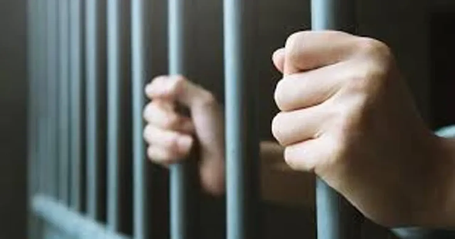 Mató a su mejor amigo cuando lo encontró en la cama con su esposa y madre de sus 5 hijos