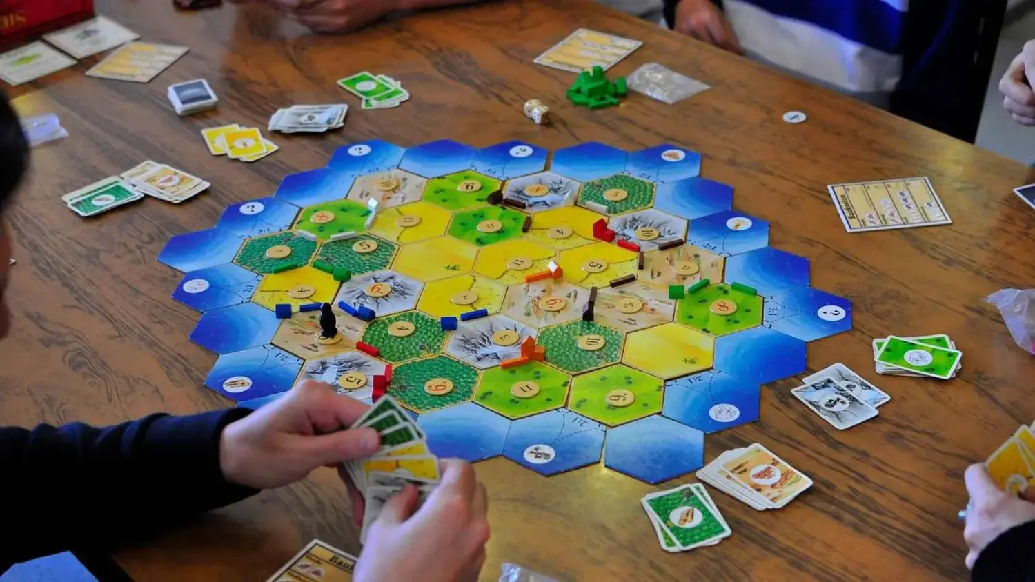 Entretenido. Juego es el Catán