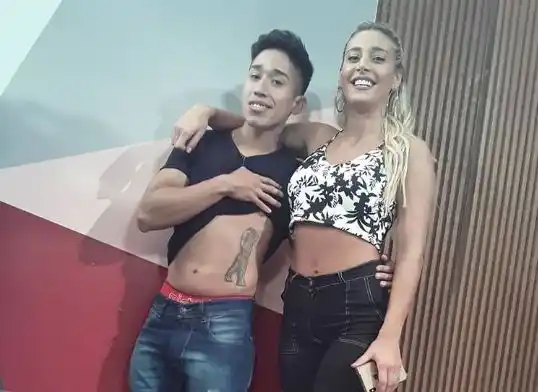 Un chico se tatuó a Sol Pérez haciendo lo que mejor sabe hacer