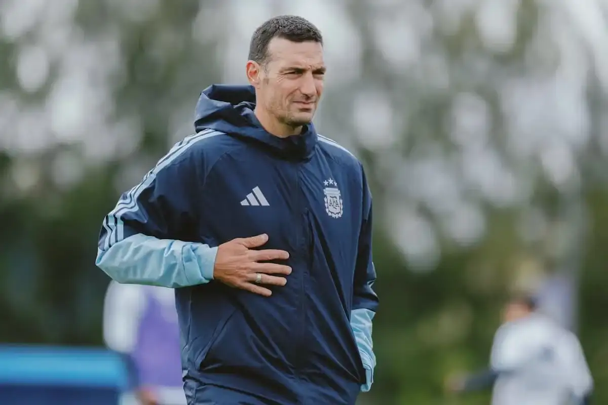 Se encamina la renovación de Scaloni: la AFA prepara un contrato hasta 2028, con opción a 2030