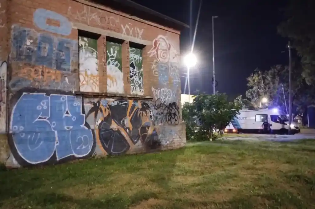 Las autoridades policiales están investigando los detalles del trágico incidente.