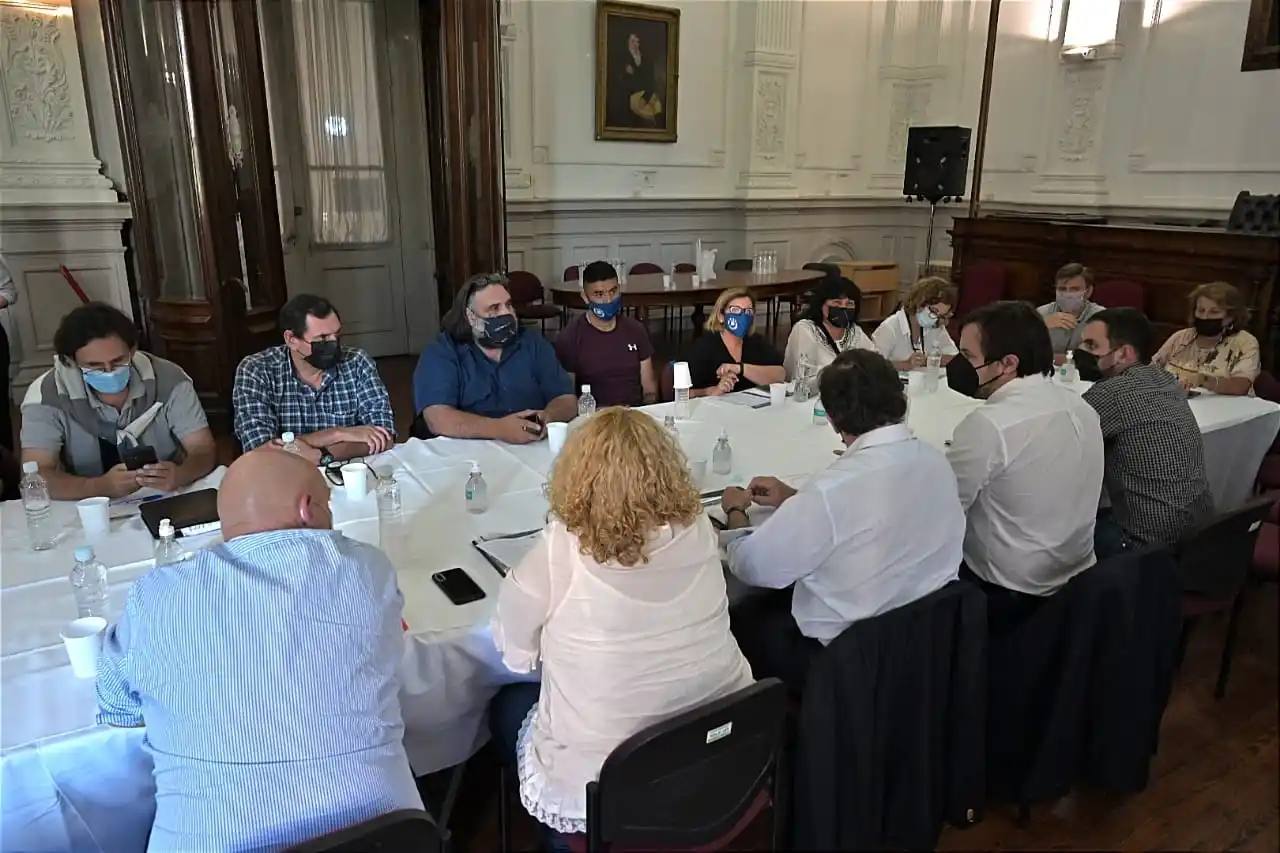 Paritaria docente bonaerense 2022: Kicillof ofreció 41,8% de aumento, muy por debajo de las proyecciones de inflación
