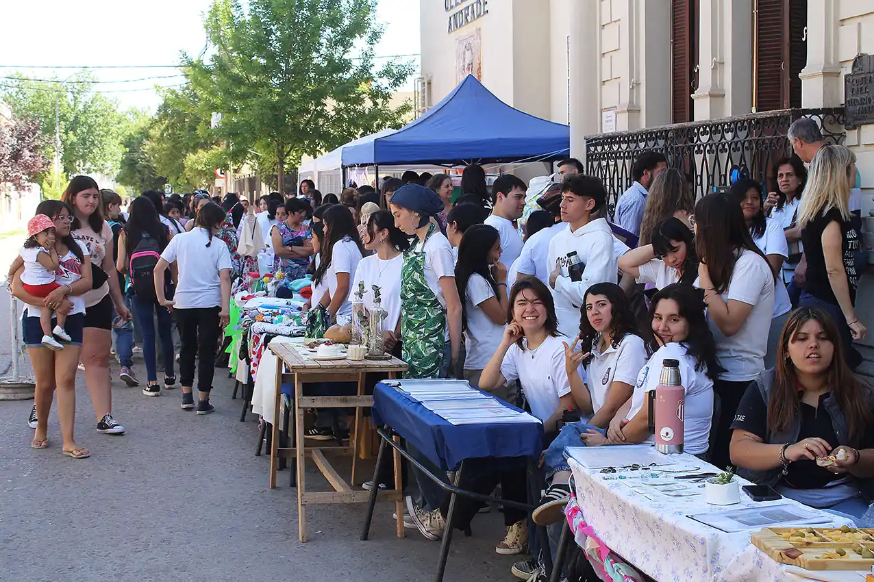La Escuela Técnica Nº 2 realizó la muestra de sus producciones