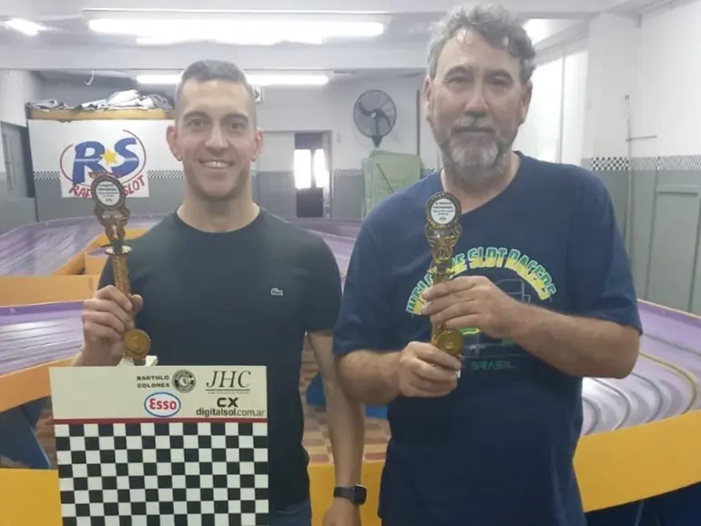 Cristian Vaira (Campeón) y José Foti (Subcampeón) Torneo Local Sport Blindado.Foto:Prensa Automodelismo