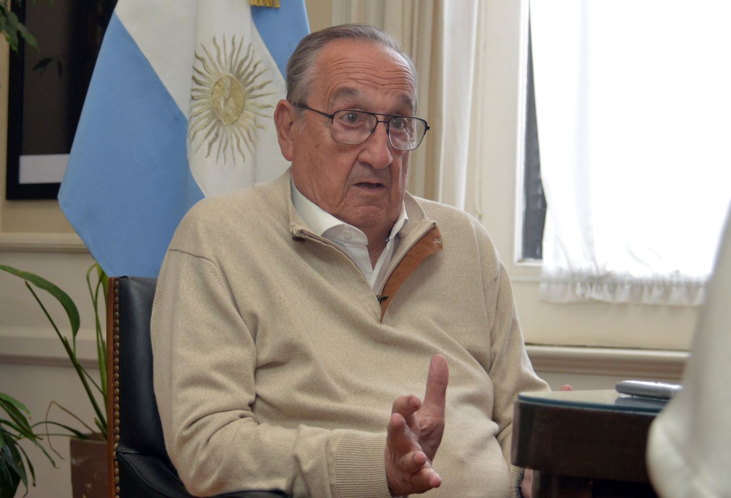 El intendente Miguel Lunghi