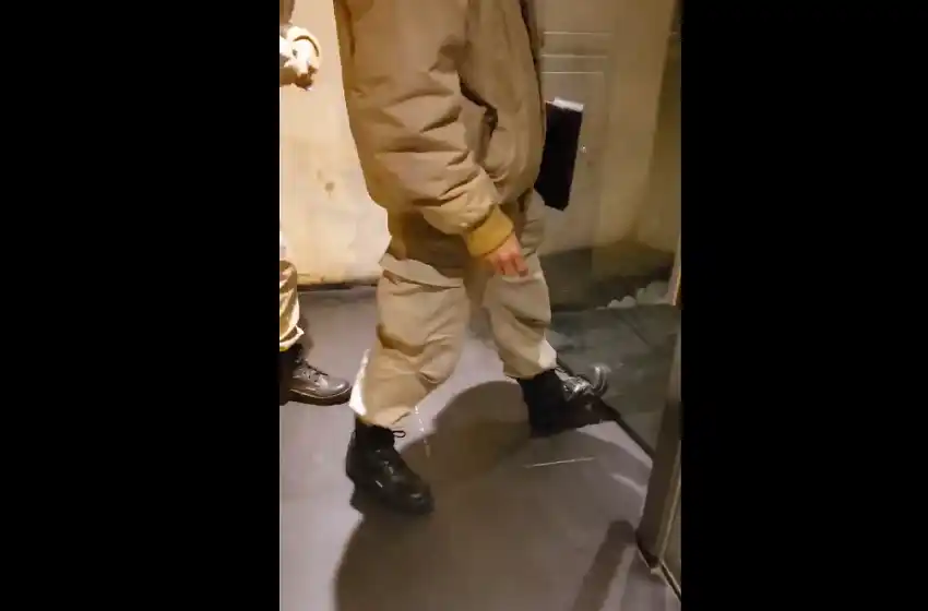 Hicieron una reunión clandestina, los denunciaron pero le cerraron la puerta en la cara a los de la GUM