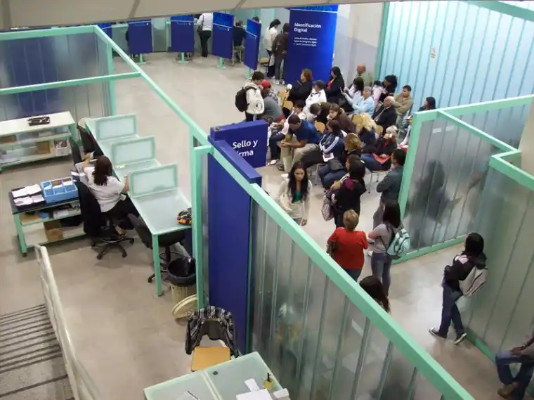El cartero llamó dos veces y hay más de 80 mil DNI que no fueron recibidos