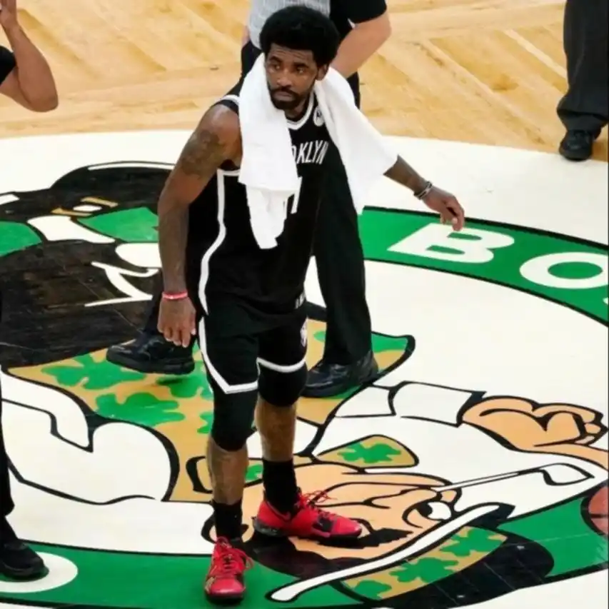 Increíble pero real: por qué en Boston creen que Irving “está maldito”