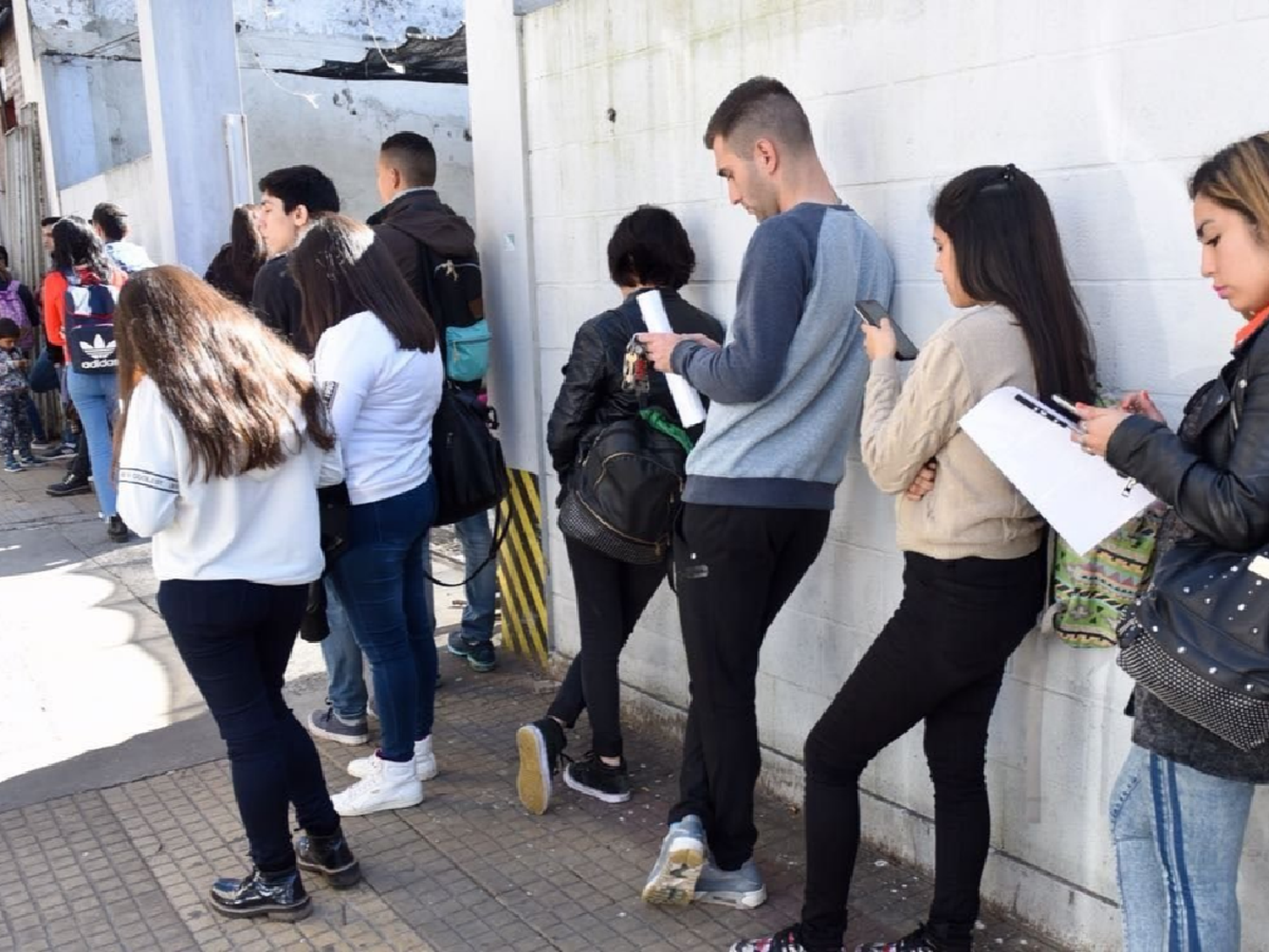 Según datos oficiales, en el último año se perdieron más de 203 mil empleos