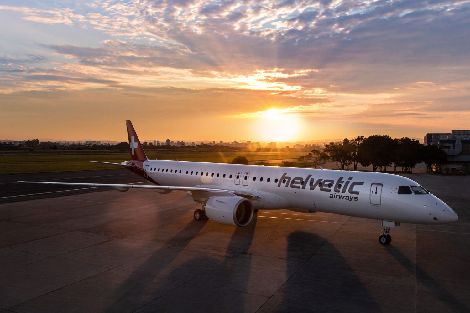 Helvetic Airways refuerza su capacidad para el verano con otros cuatro Embraer E195