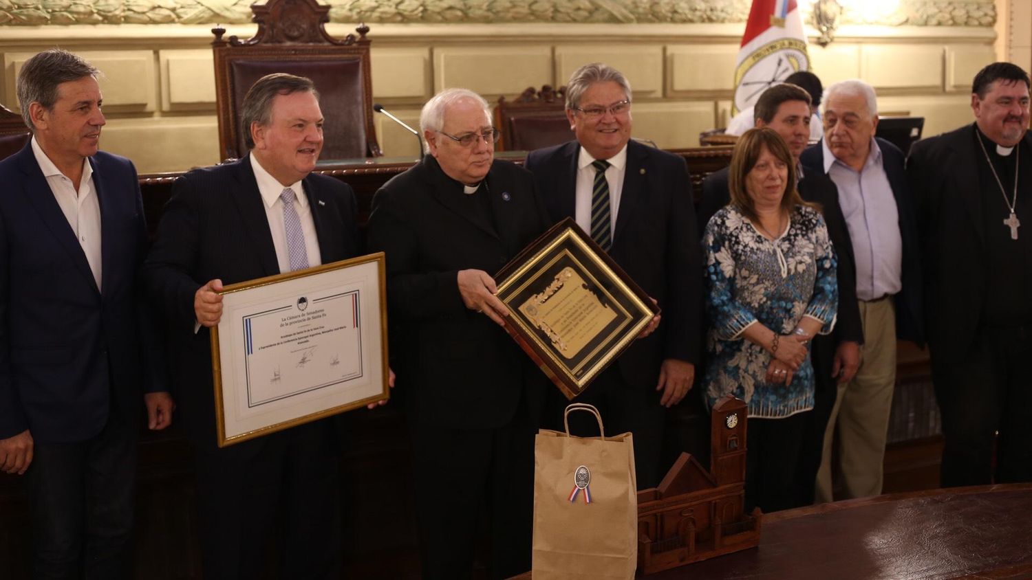 Brindaron reconocimiento a monseñor Arancedo