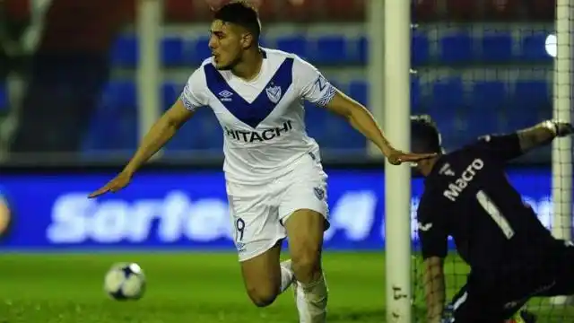 Volvió el fútbol: Vélez goleó a Tigre en el comienzo de la Superliga