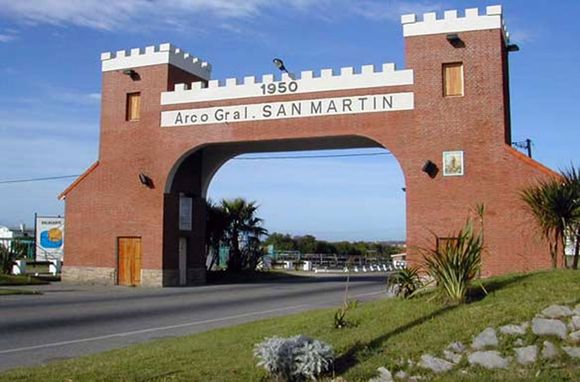 Miramar: familiares del bebé se manifiestan pidiendo la aparición del cuerpo
