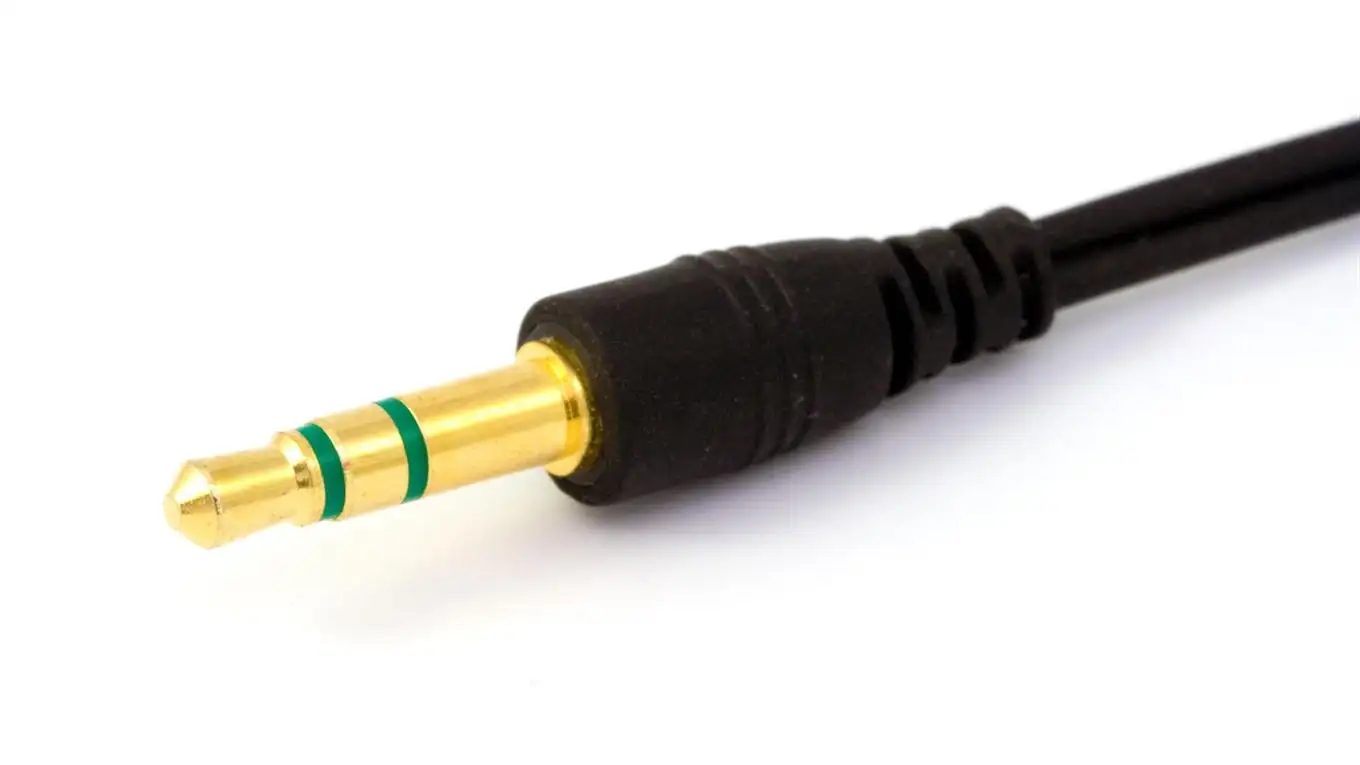 Proponen dar de baja al conector de audio tradicional en celulares y tabletas