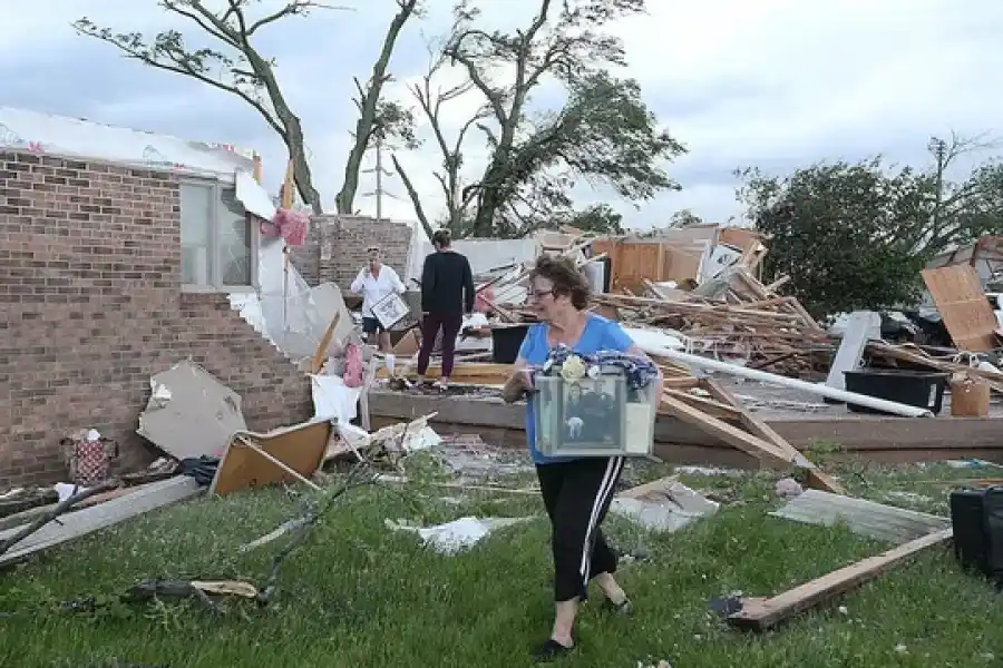 Tornado mortífero en Iowa, Estados Unidos