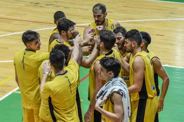 Libertad puso en venta la plaza