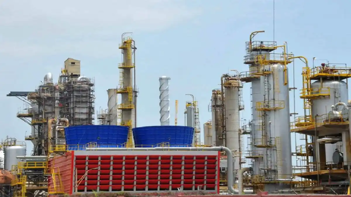 Reactivada la refinería El Palito, pero no cubre la demanda de gasolina ¡SOLO EL 28%!