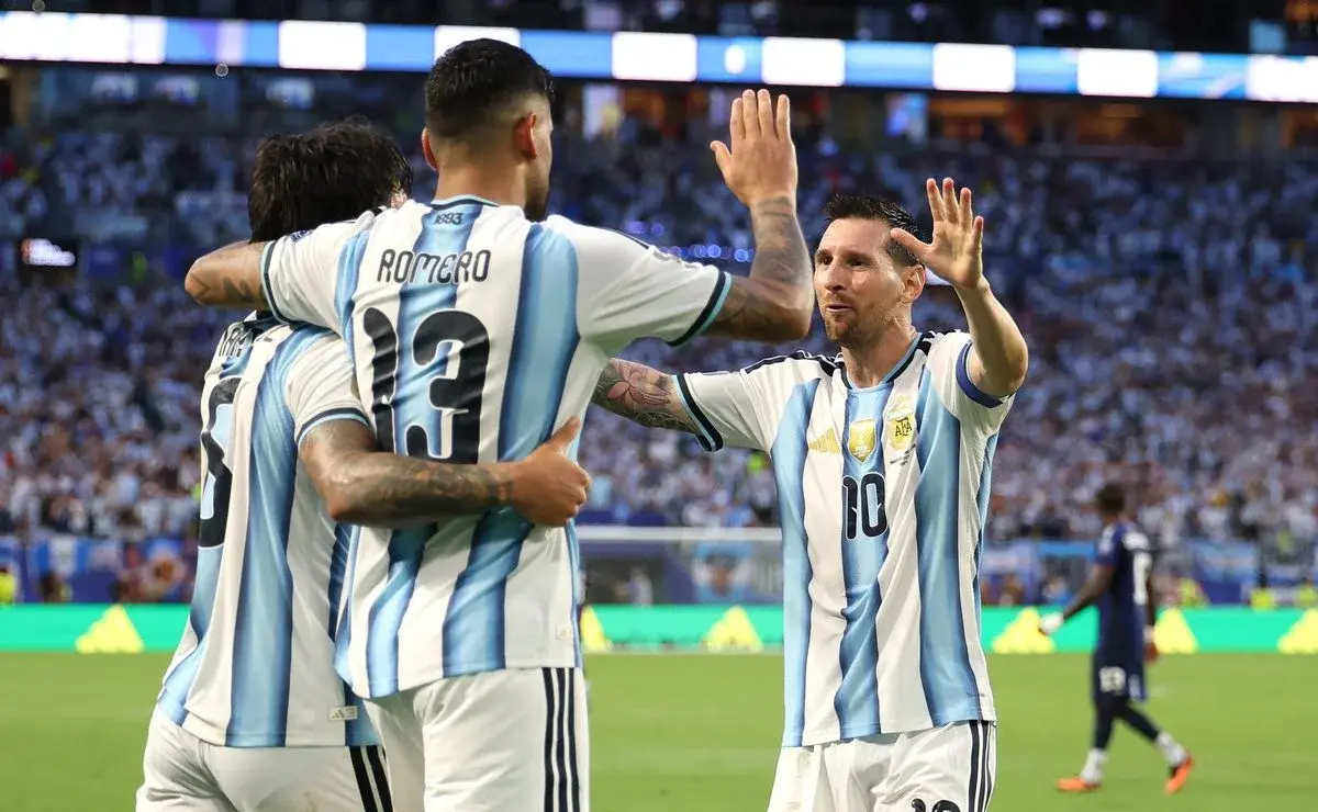 Argentina prueba cambios tras sufrir contra Cabo Verde.