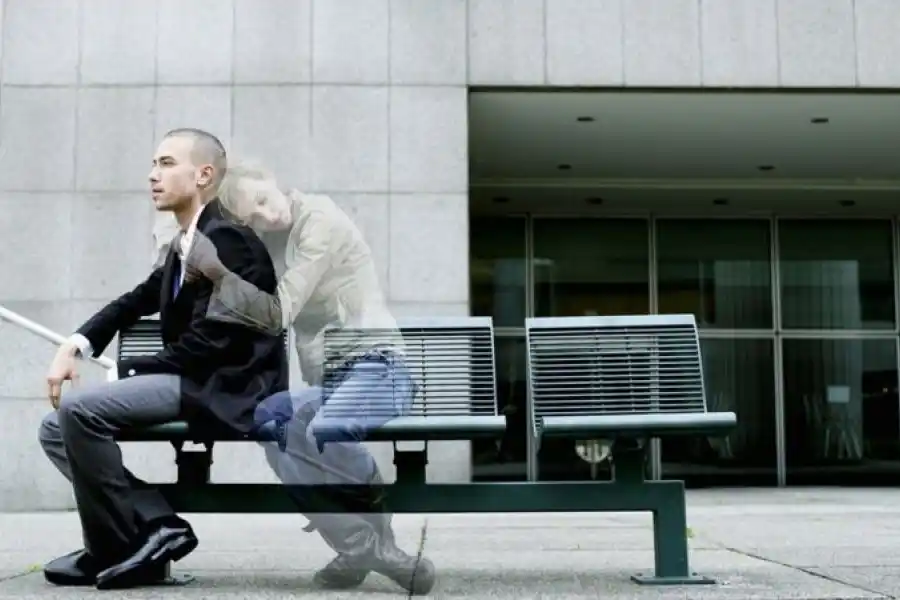 Qué dice la ciencia sobre “sentir una presencia” aunque no haya nadie alrededor