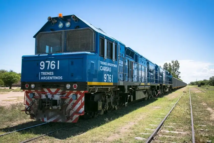 El Gobierno oficializó el lanzamiento de la privatización del Belgrano Cargas