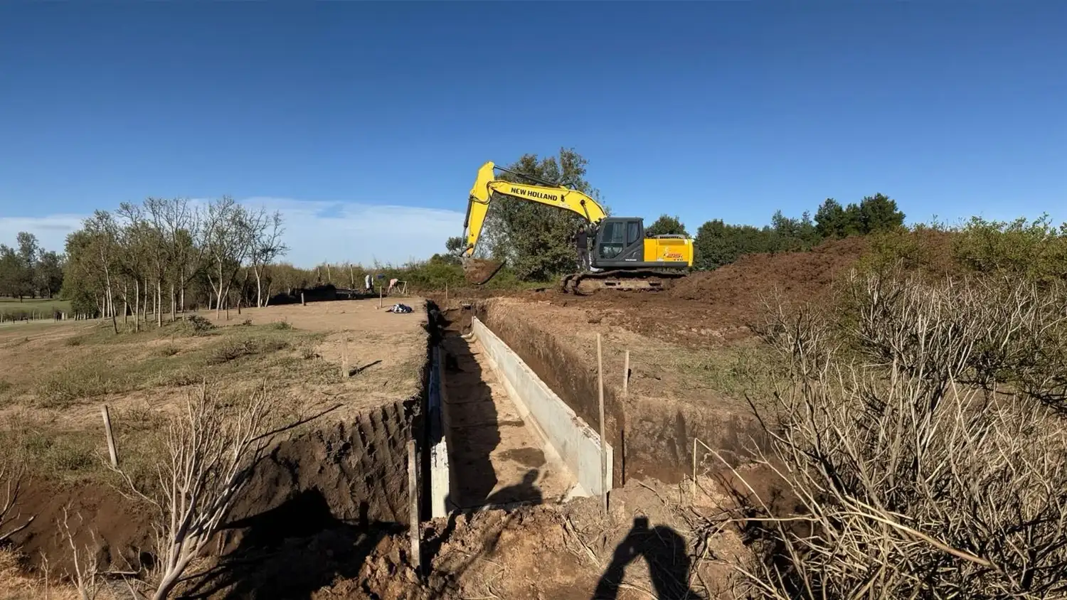 Completaron en Saguier las obras defensa hídrica de 7 kilómetros para reducir el riesgo de inundaciones - 1