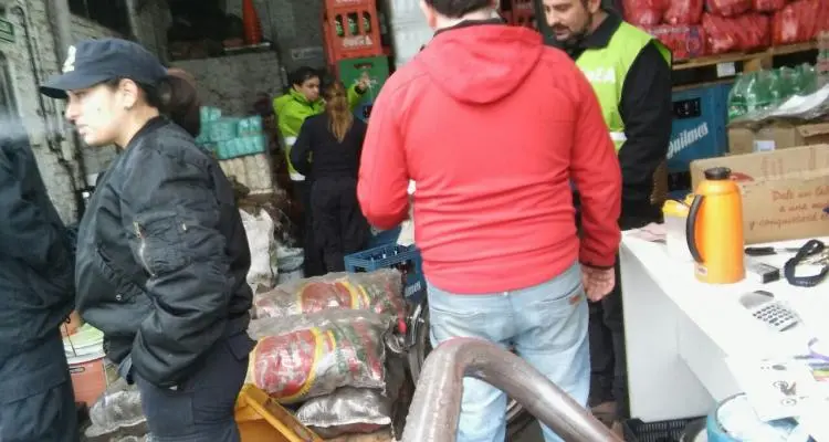Clausuras de Reba: Comerciante asegura que le hicieron mal la infracción