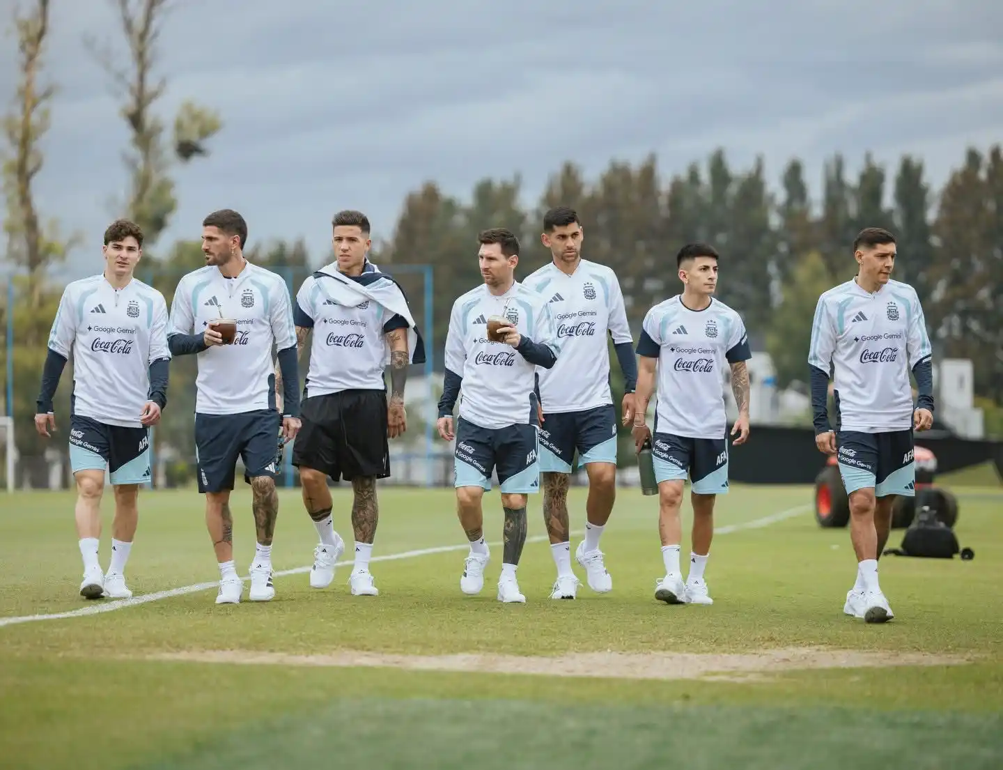 Los campeones del mundo se despiden en suelo argentino.