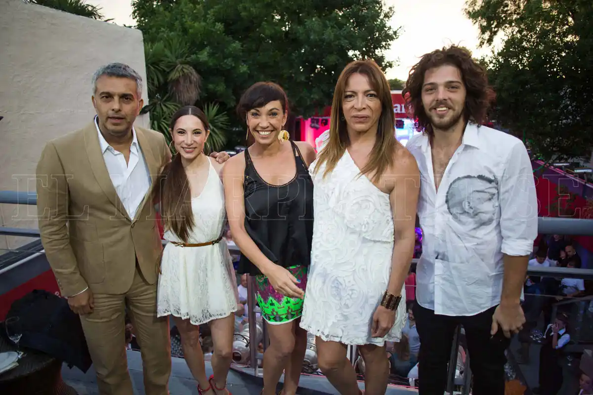 Amplias expectativas de las figuras en la apertura del Espacio Clarín