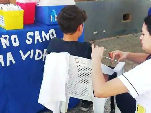 Jornada de vacunación en el JIN 24 y la EPEP 52